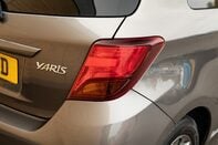 Toyota Yaris VVT-I ICON 9