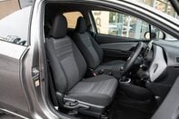 Toyota Yaris VVT-I ICON 28