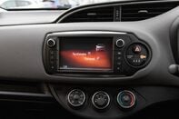 Toyota Yaris VVT-I ICON 23