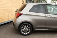Toyota Yaris VVT-I ICON 7