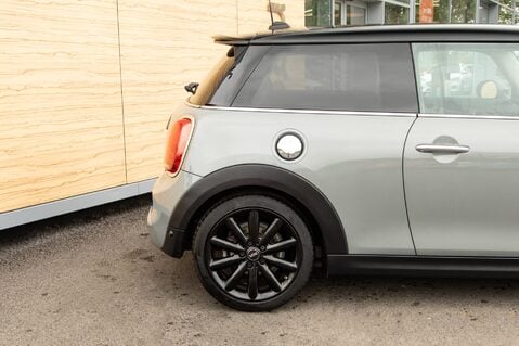 Mini Hatch COOPER S CLASSIC 7