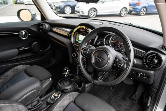 Mini Hatch COOPER S CLASSIC