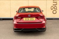 Lexus Is 300H ADVANCE 6