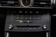 Lexus Is 300H ADVANCE 32
