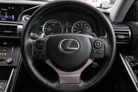 Lexus Is 300H ADVANCE 21