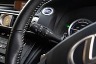 Lexus Is 300H ADVANCE 17