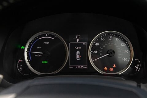 Lexus Is 300H ADVANCE 15