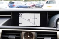 Lexus Is 300H ADVANCE 27