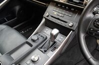Lexus Is 300H ADVANCE 31