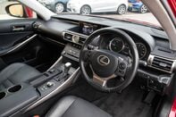 Lexus Is 300H ADVANCE 4