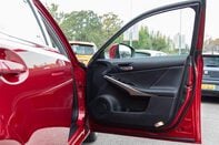 Lexus Is 300H ADVANCE 14