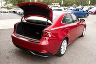Lexus Is 300H ADVANCE 37