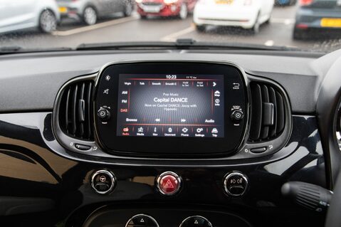 Fiat 500 DOLCEVITA PLUS MHEV 22