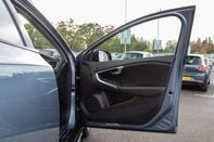 Volvo V40 T3 CROSS COUNTRY PRO 14