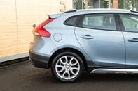 Volvo V40 T3 CROSS COUNTRY PRO 7