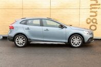Volvo V40 T3 CROSS COUNTRY PRO 12