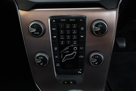 Volvo V40 T3 CROSS COUNTRY PRO 31