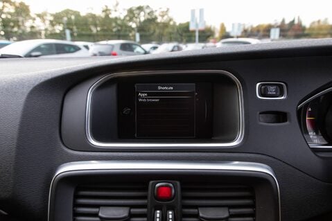 Volvo V40 T3 CROSS COUNTRY PRO 27