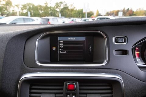 Volvo V40 T3 CROSS COUNTRY PRO 23