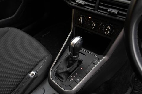 Volkswagen Polo SE TSI DSG 32