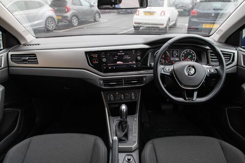 Volkswagen Polo SE TSI DSG 3