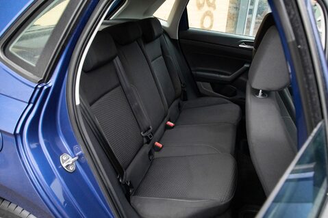 Volkswagen Polo SE TSI DSG 34