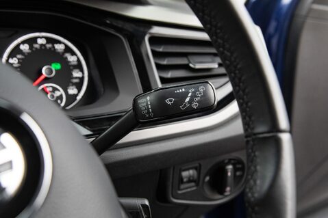 Volkswagen Polo SE TSI DSG 18