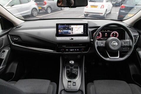 Nissan Qashqai DIG-T N-CONNECTA MHEV 3