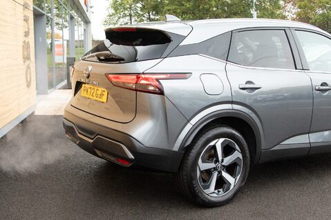 Nissan Qashqai DIG-T N-CONNECTA MHEV 8