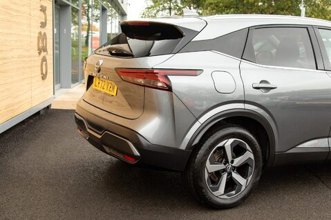 Nissan Qashqai DIG-T N-CONNECTA MHEV 8