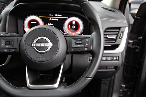 Nissan Qashqai DIG-T N-CONNECTA MHEV 20