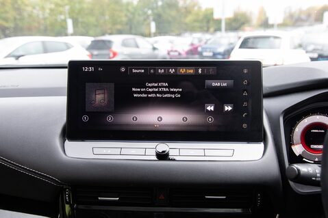 Nissan Qashqai DIG-T N-CONNECTA MHEV 24