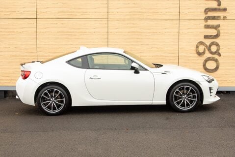 Toyota GT86 D-4S PRO 12