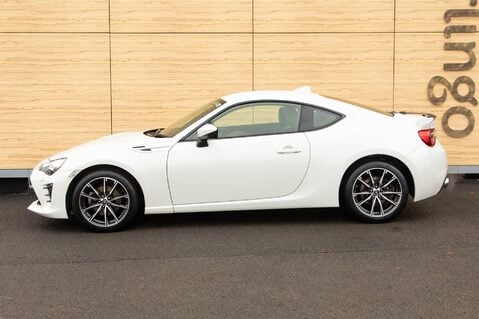 Toyota GT86 D-4S PRO 13