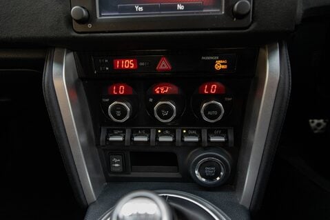 Toyota GT86 D-4S PRO 30