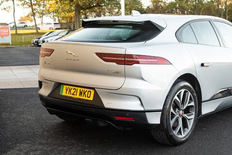 Jaguar I-Pace SE 8