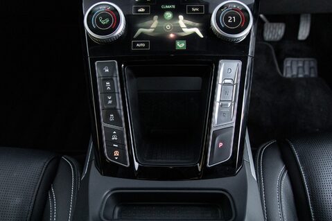 Jaguar I-Pace SE 38