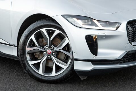 Jaguar I-Pace SE 10