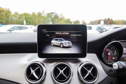 Mercedes-Benz GLA Class GLA 200 D 4MATIC AMG LINE EXECUTIVE 31