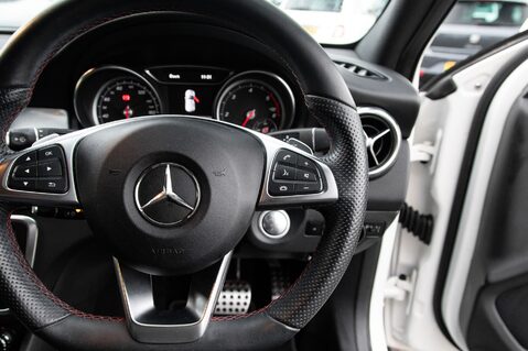 Mercedes-Benz GLA Class GLA 200 D 4MATIC AMG LINE EXECUTIVE 20