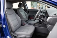 Hyundai IONIQ SE CONNECT MHEV 30