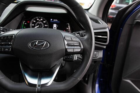 Hyundai IONIQ SE CONNECT MHEV 20