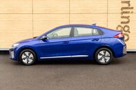 Hyundai IONIQ SE CONNECT MHEV 13