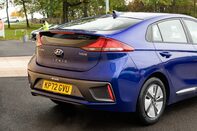 Hyundai IONIQ SE CONNECT MHEV 8