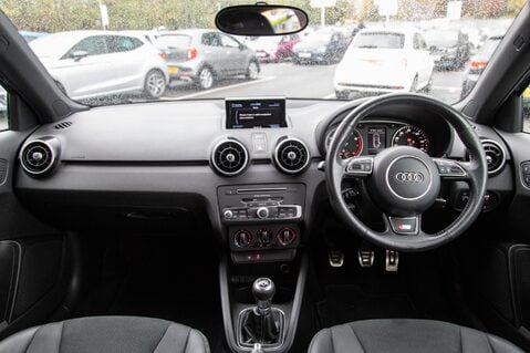 Audi A1 SPORTBACK TFSI S LINE NAV 3
