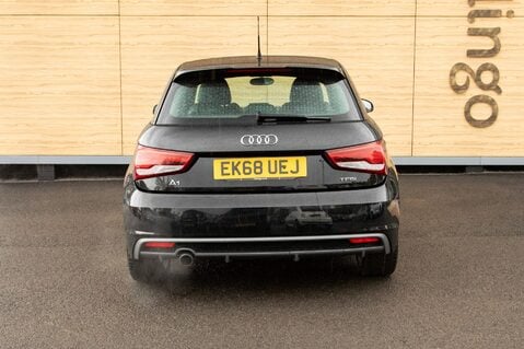 Audi A1 SPORTBACK TFSI S LINE NAV 6