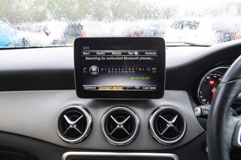 Mercedes-Benz GLA Class GLA 180 URBAN EDITION 23