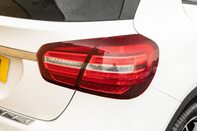 Mercedes-Benz GLA Class GLA 180 URBAN EDITION 9