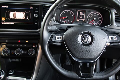 Volkswagen T-Roc SE TSI 19