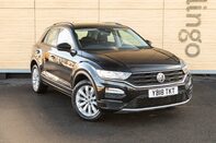 Volkswagen T-Roc SE TSI 1